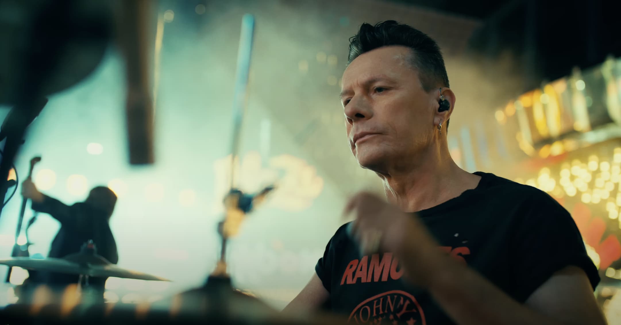 Unsung Members Of Top Bands Who Deserve A Lot More Credit For The Group's Success