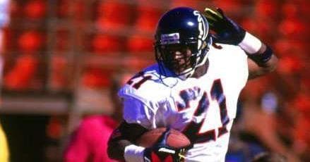 An Arkansas Throwback: Steve Atwater - Gridiron Heroics