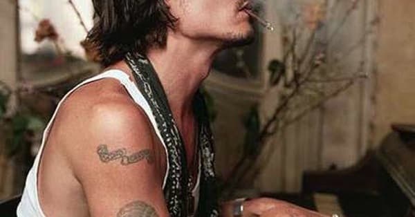 johnny depp and winona ryder tattoo