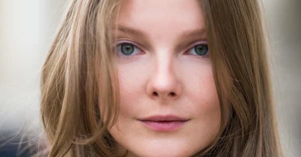 Sexy Enikő Mihalik | Hot Pics & Photos