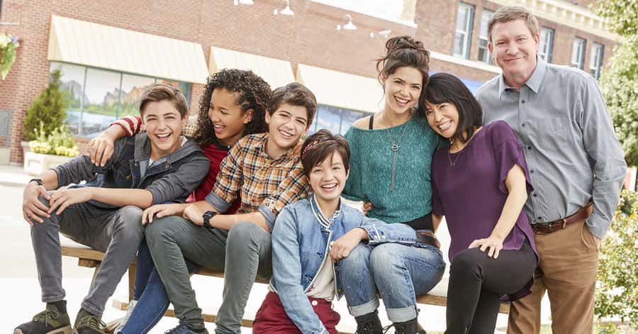 Good Shows For 11 12 Year Olds On Netflix Canada | Kids Matttroy