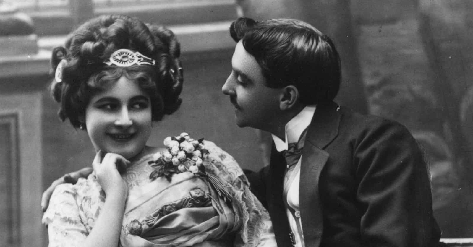 Photos Of Adorable 19th-Century Couples
