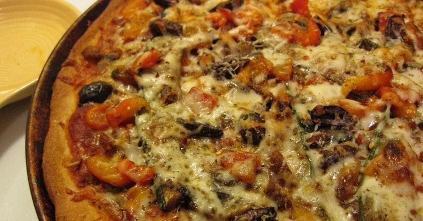 The Epic Story Of The Bigfoot The Dominator And The 1990s Giant Pizza War
