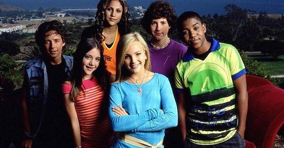 25+ Best Movies & Shows Like 'Zoey 101'