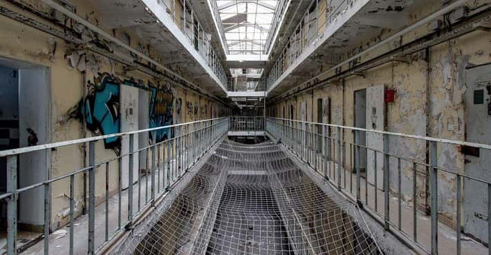 Inmates Describe Their Scariest Moments