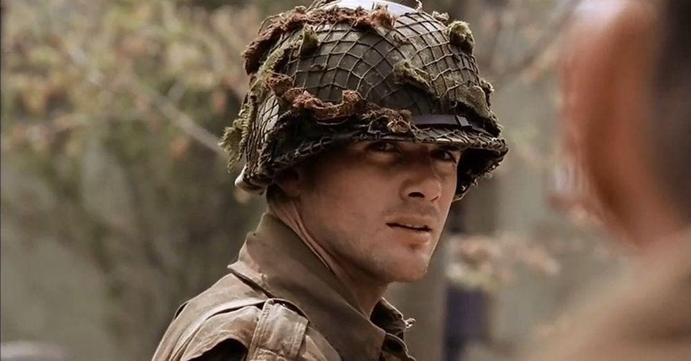 Band Of Brothers Scenes That Are Surprisingly Accurate Band of brothers stock photos and images. scenes from band of brothers that are surprisingly accurate