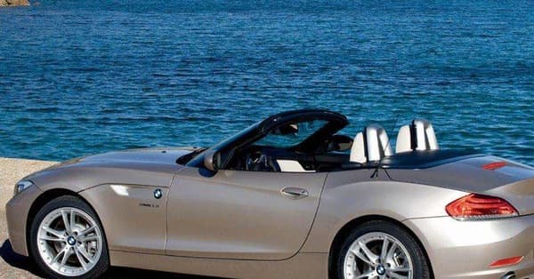 Top Luxury Sports Cars: Super Luxury Sports Cars