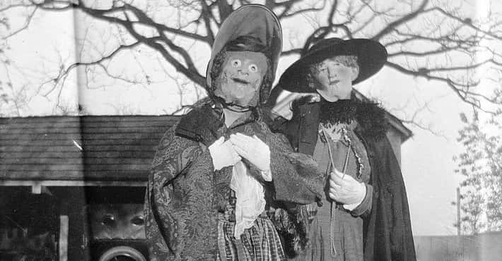 Horribly Spooky Vintage Costumes