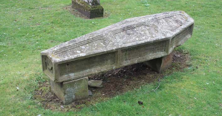 The History of Coffins & Burial