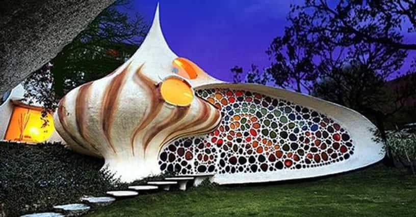10 Weirdest and Uniquely Shaped Buildings - buildings with shape