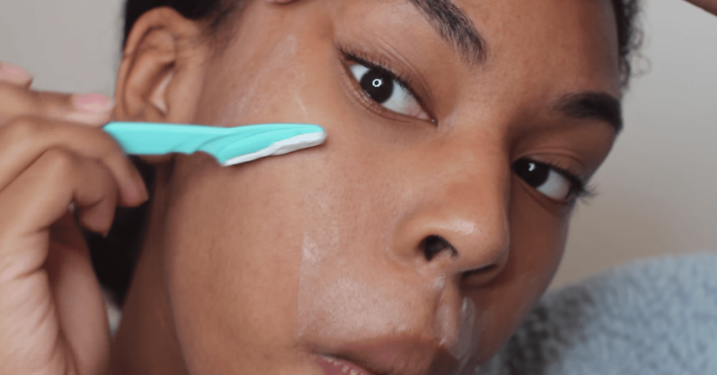 more-women-than-ever-are-choosing-to-shave-their-face