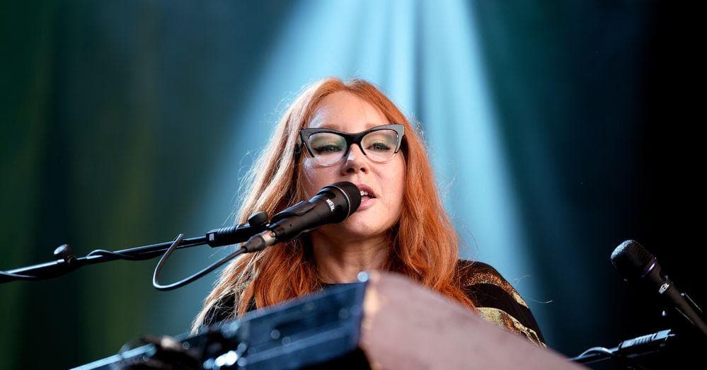 55+ Tori Amos Songs, Ranked Best To Worst By Fans