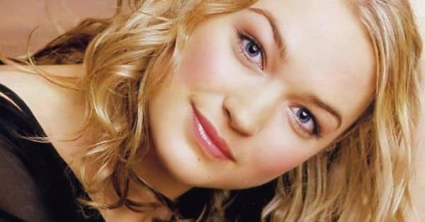 Sophia Myles Hot Pics Near Nude Sophia Myles Photos