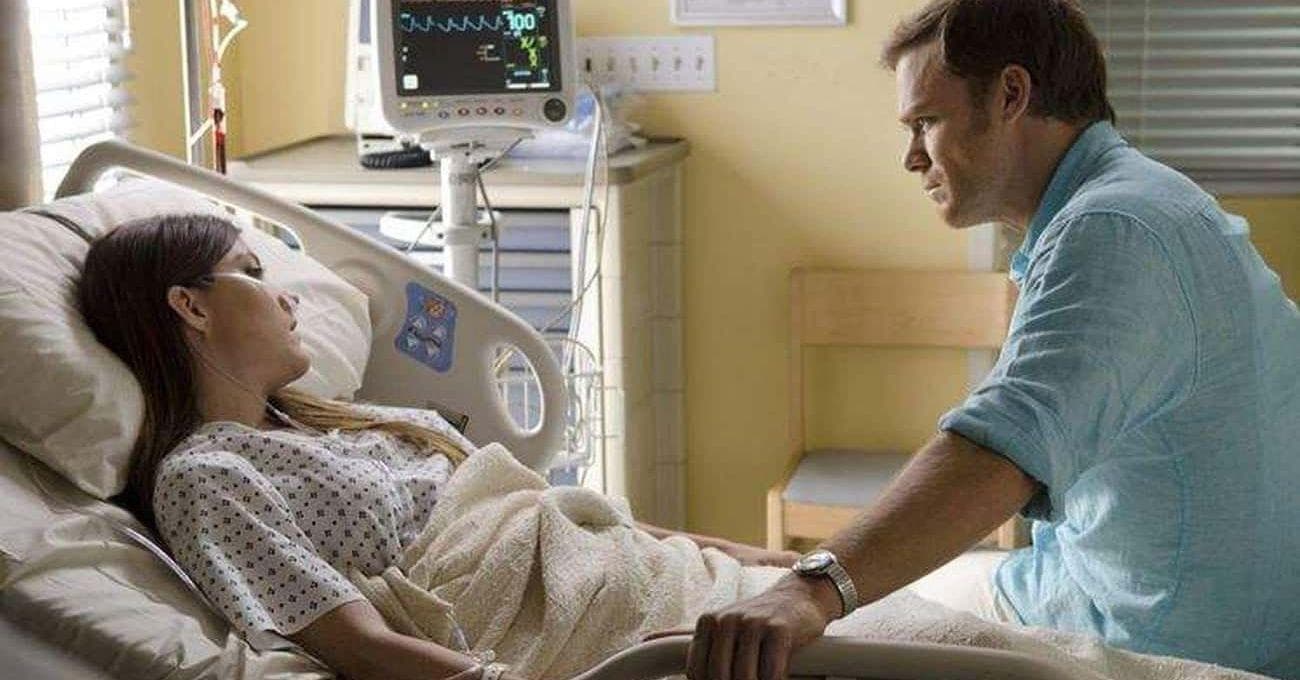 Watchworthy Fans Share The Worst Cliffhangers They've Seen on TV