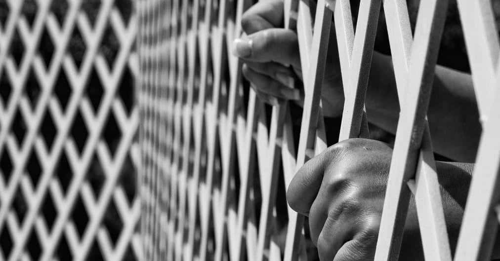 48 laws of power banned in prisons