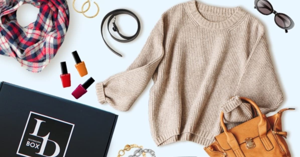 The 10 Best Women's Clothing Subscription Boxes, Ranked