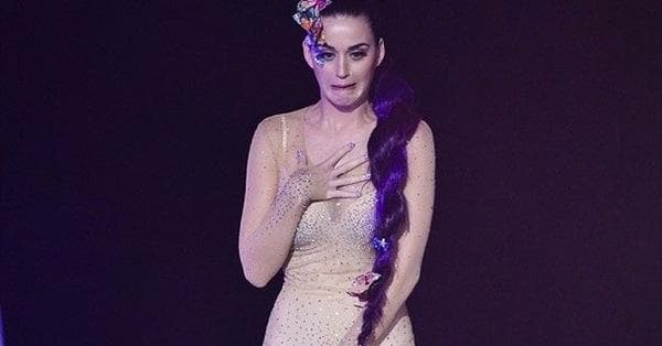 Pop Stars' Most Embarrassing On-Stage Moments