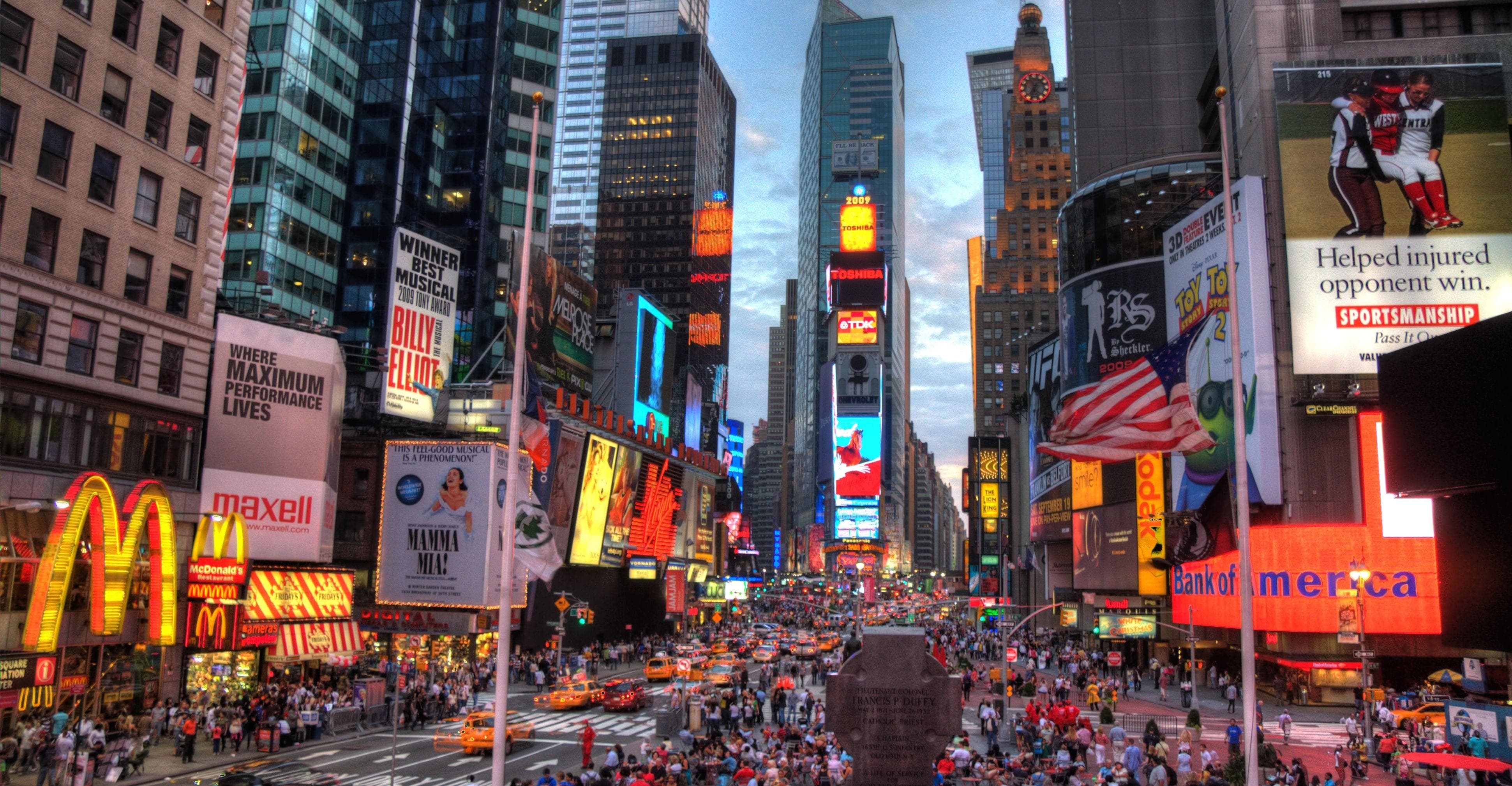 Worst Tourist Traps in NYC, and Where to Go Instead