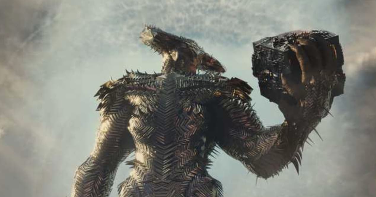 15 Prop And Wardrobe Details From 'Zack Snyder's Justice League'