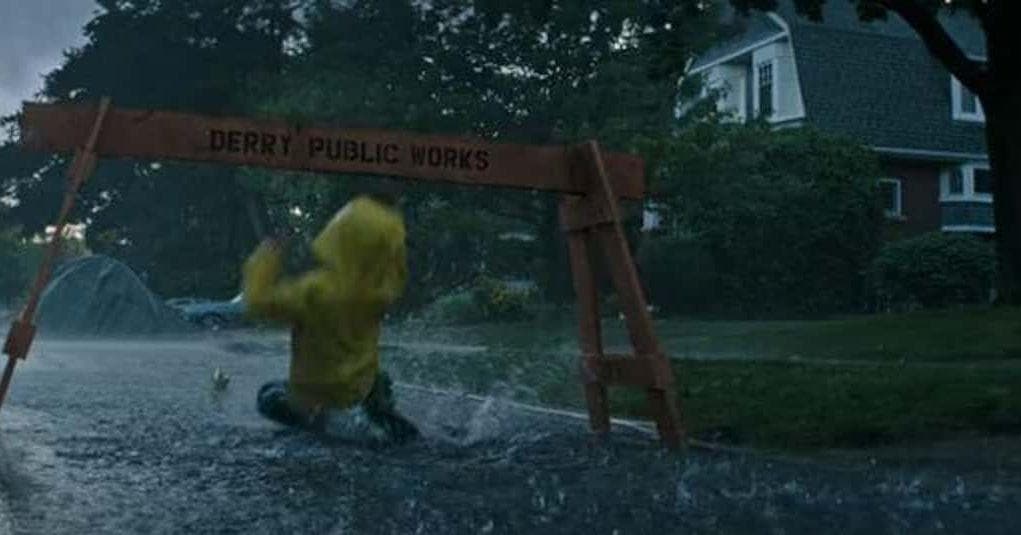 Graveyard Shift Readers Share The Most Unintentionally Funny Moments From Horror Movies