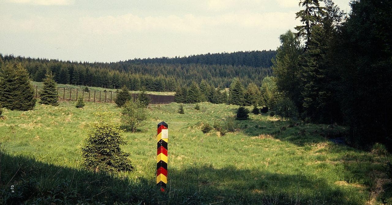 People Talk About The Differences Between East And West Germans