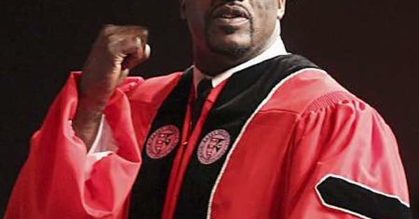 Famous People With a Master's Degree | List of Celebrities with MAs and