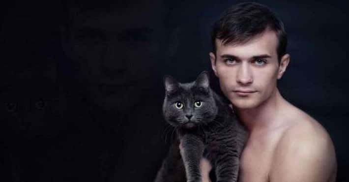 Awful Photos of Dudes & Cats
