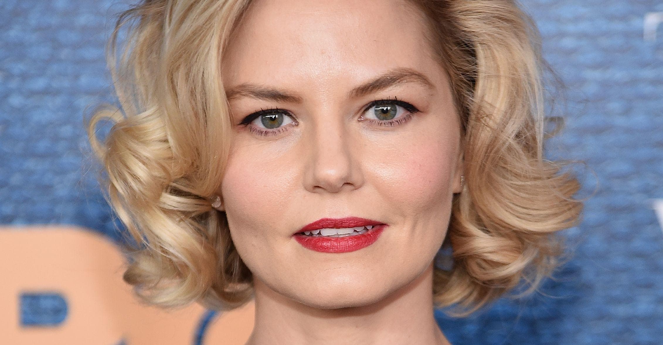Jennifer Morrison - Facebook, Instagram, Twitter [Profiles]