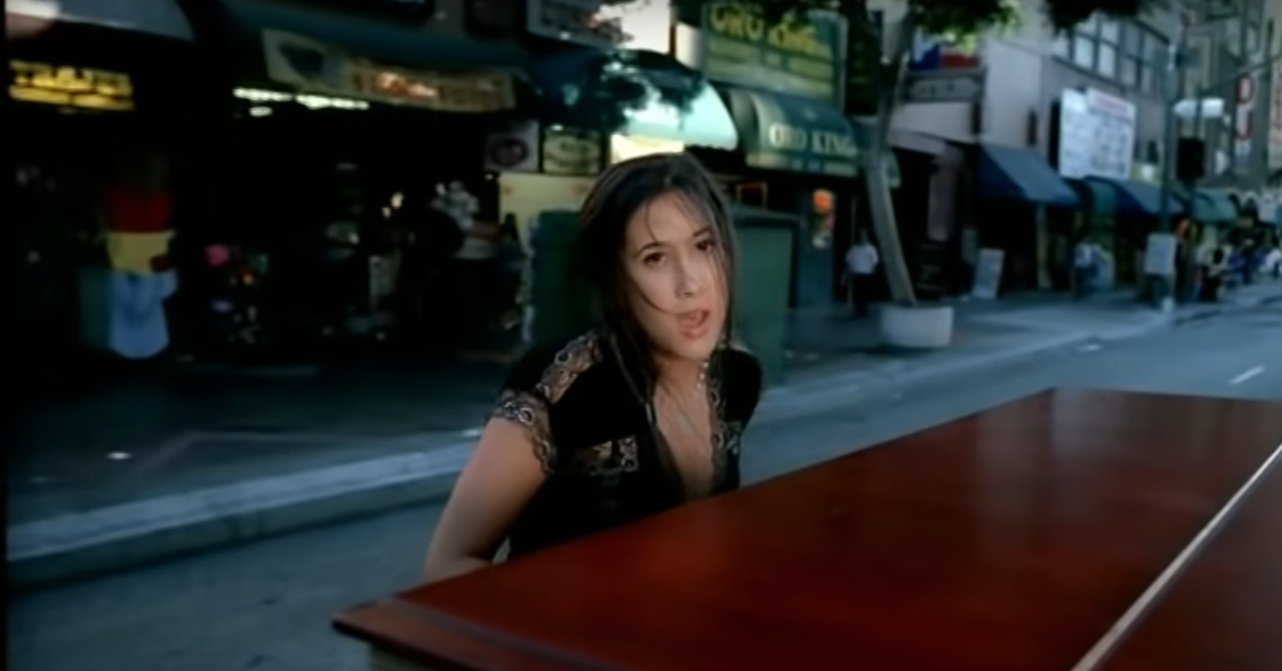 the-easiest-karaoke-songs-ranked-by-fans