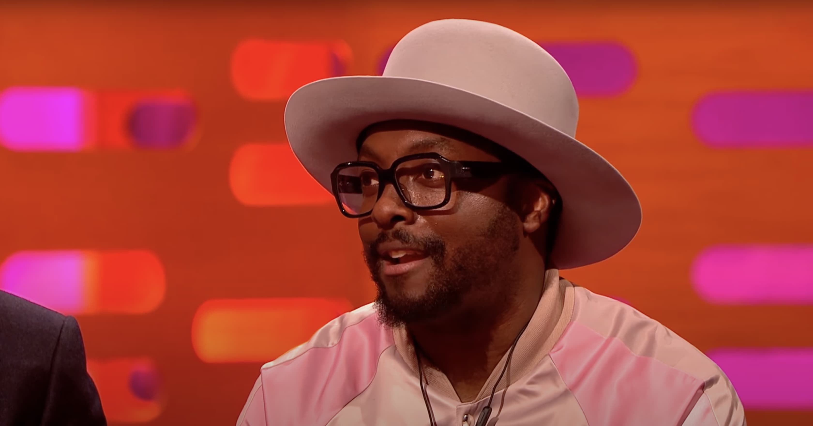 16 Hilarious 'Graham Norton' Musician Interviews We Rediscovered In 2023