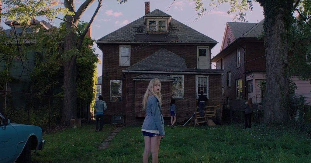 15 Suspenseful Horror Movies That Will Have You Holding Your Breath