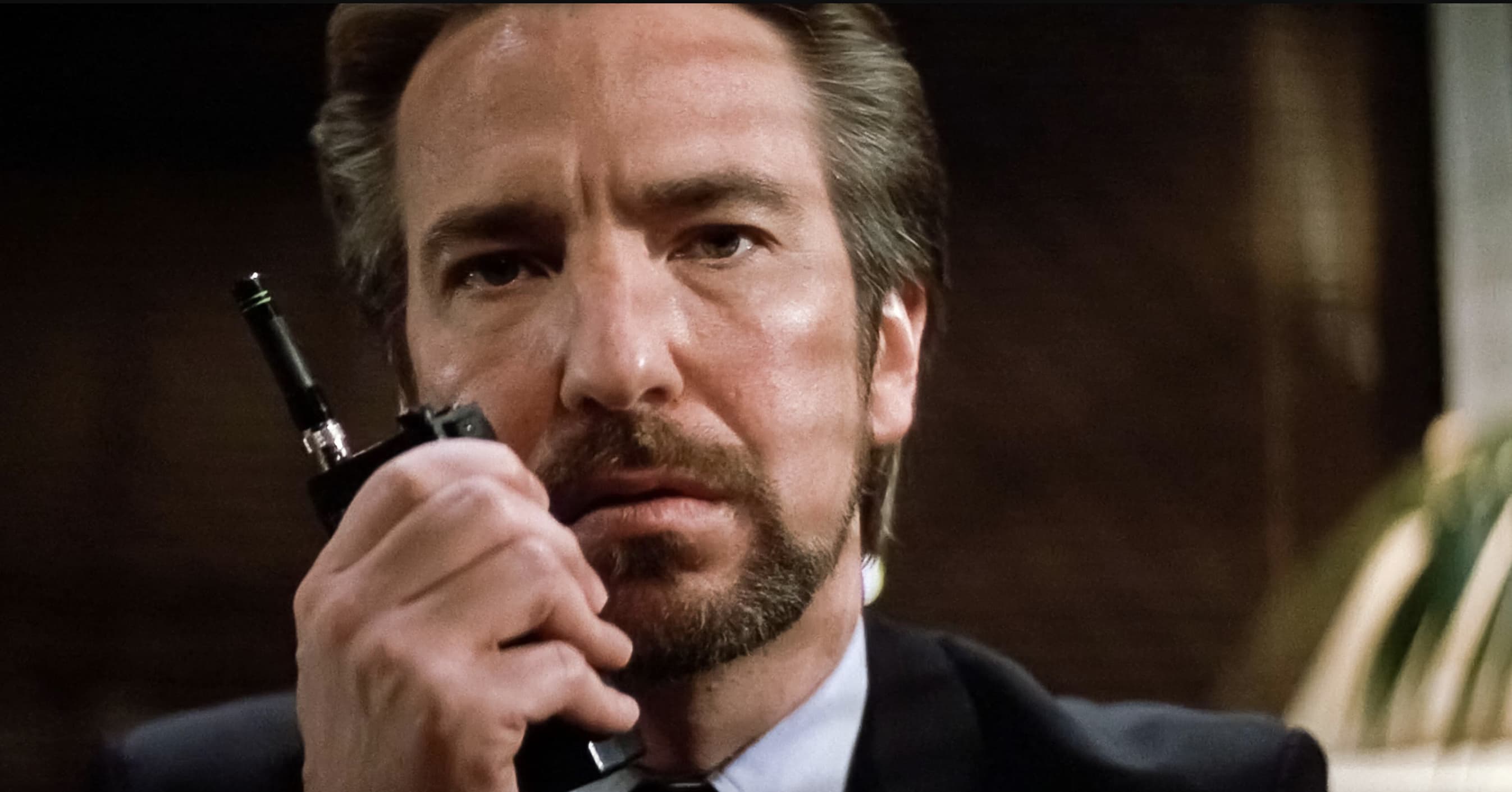 15 Unbelievable Behind-The-Scenes Facts About Iconic Movie Scenes