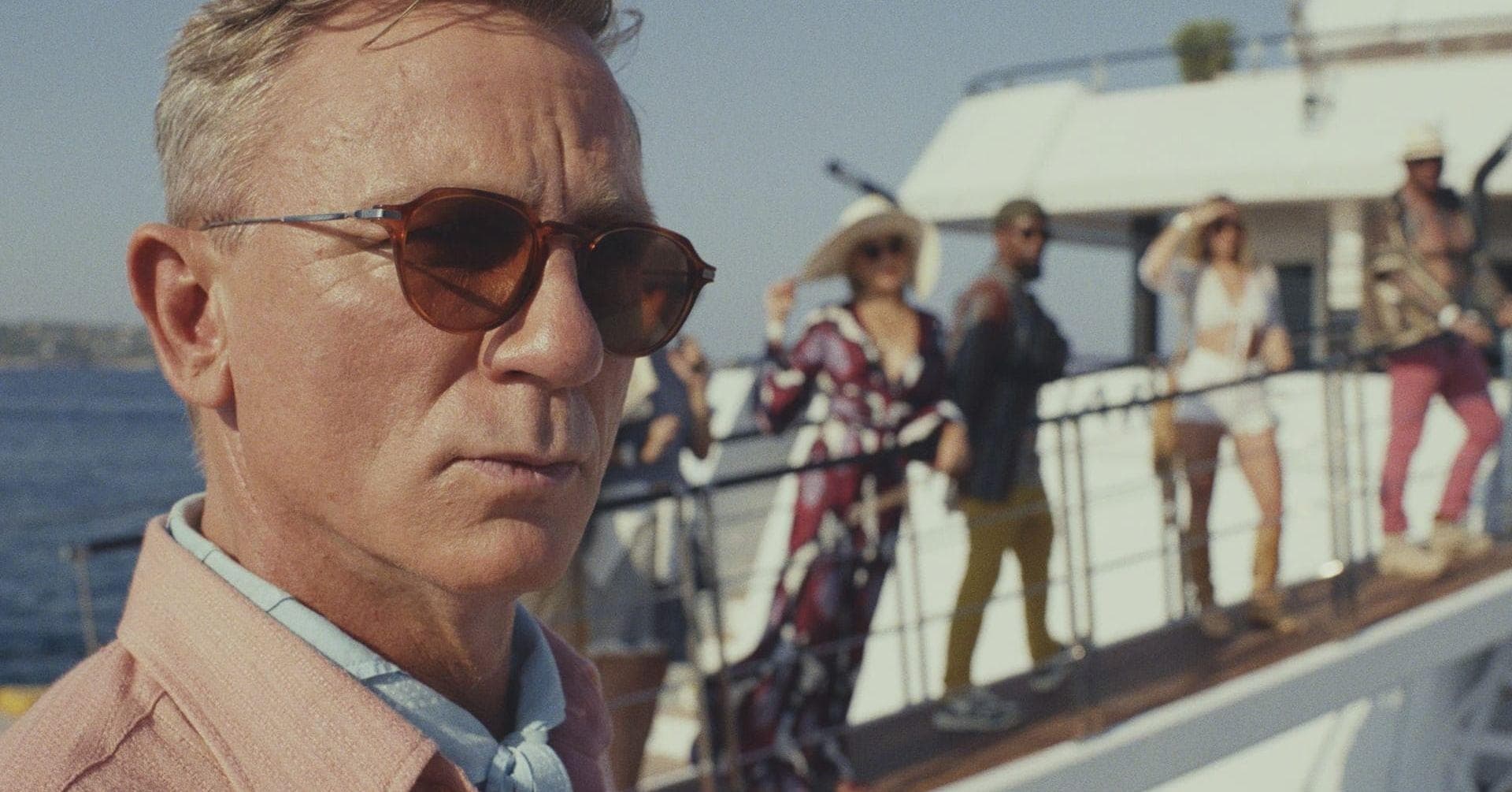 The 25 Best Shows And Movies Like 'Glass Onion: A Knives Out Mystery', Ranked By Fans