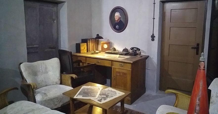This Exact Museum Replica Of Hitler's Bunker Is Upsetting A Lot Of People