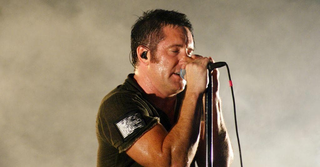 Male Celebrities Who Are 5’7"