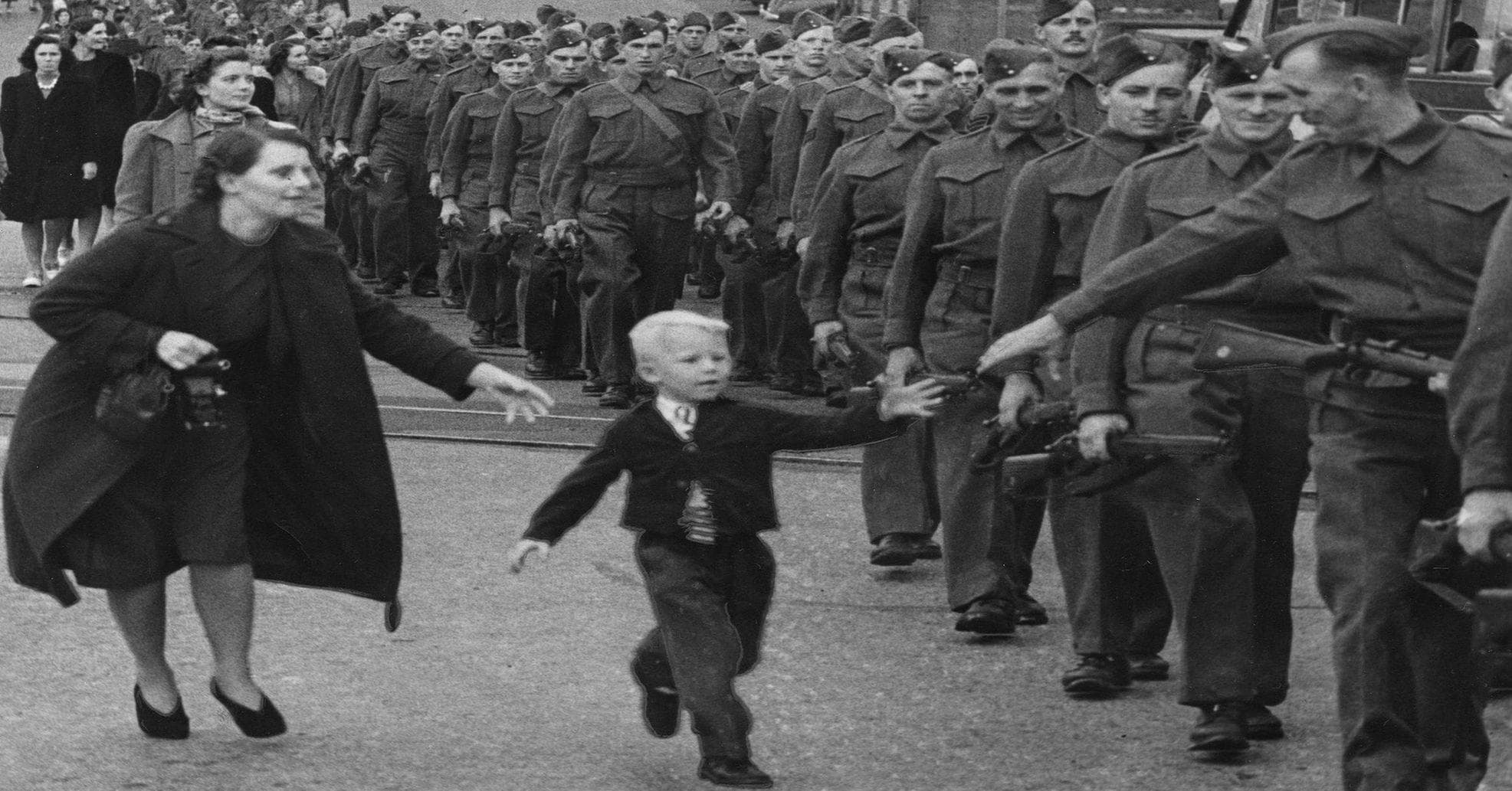 Photos Of Historical Figures We Just Saw This Month That Made Us Say 'Whoa'