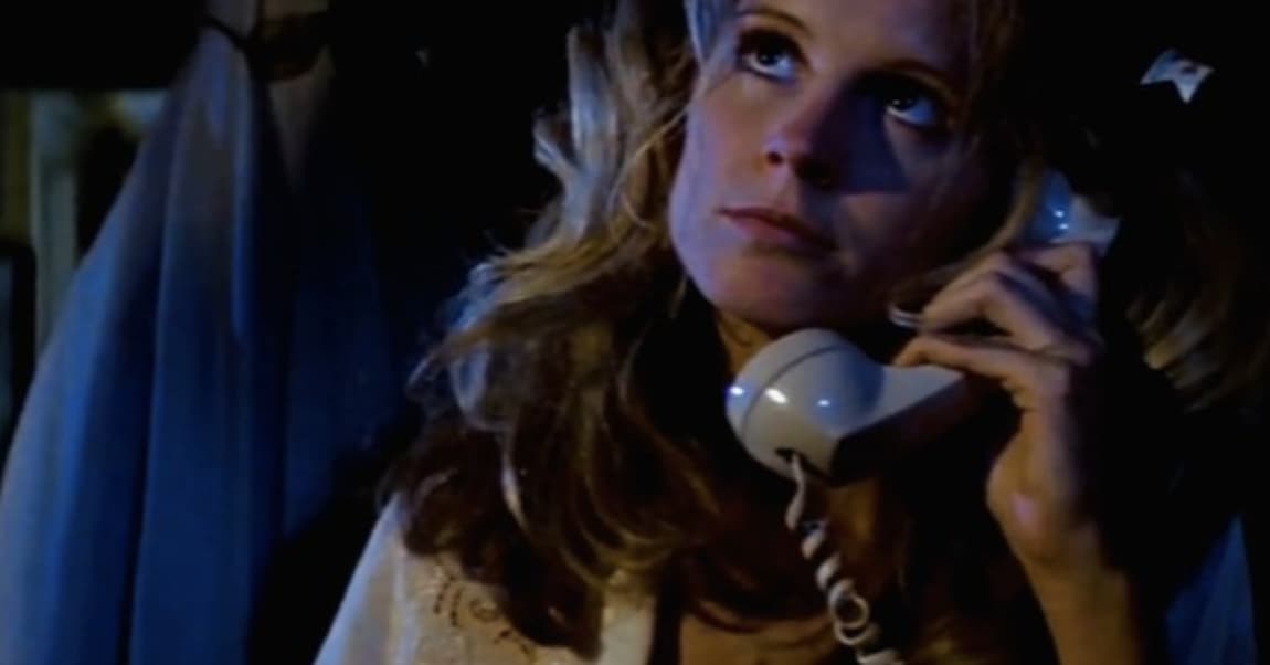 Classic Horror Movie Deaths That Simply Won't Work In This Modern Era