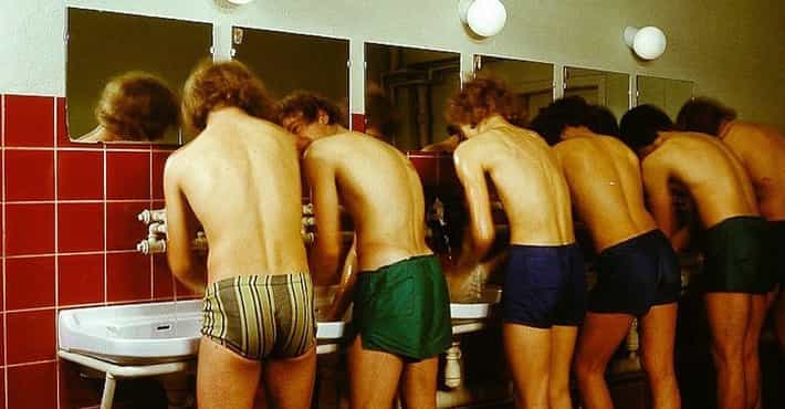 The History Of Men's Underwear & How We Ended Up With Tighty Whities
