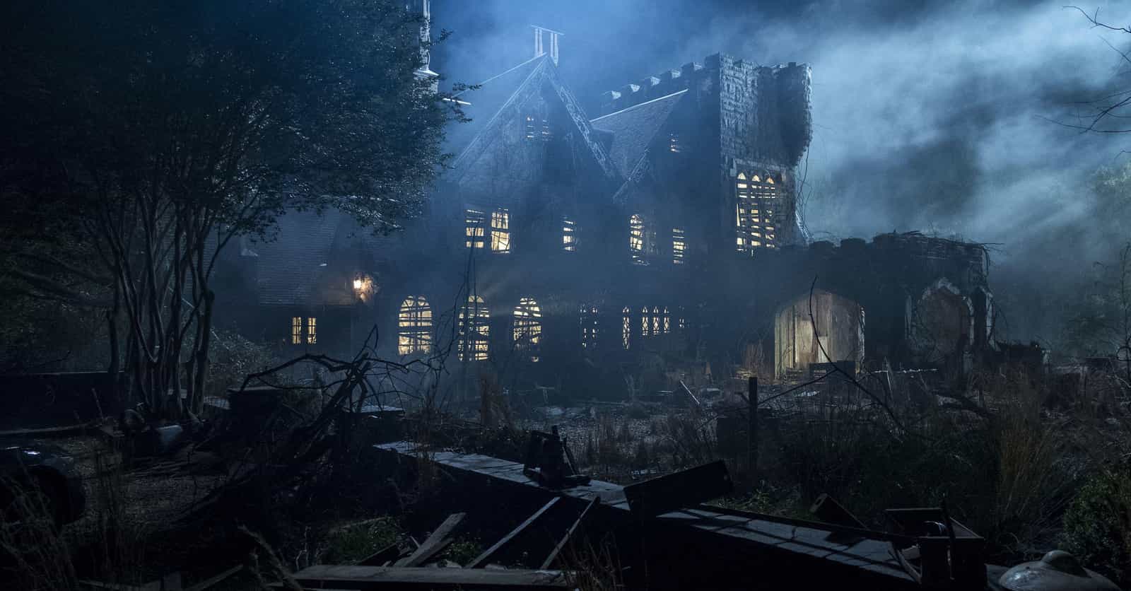 Behind-The-Scenes Stories From 'The Haunting Of Hill House'