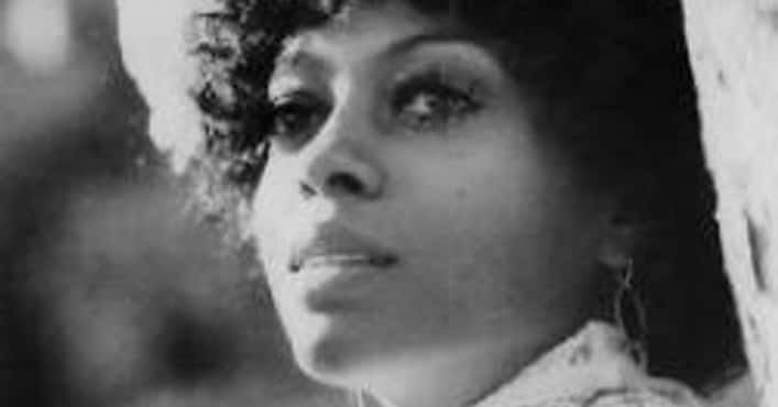20 Pictures of Young Diana Ross