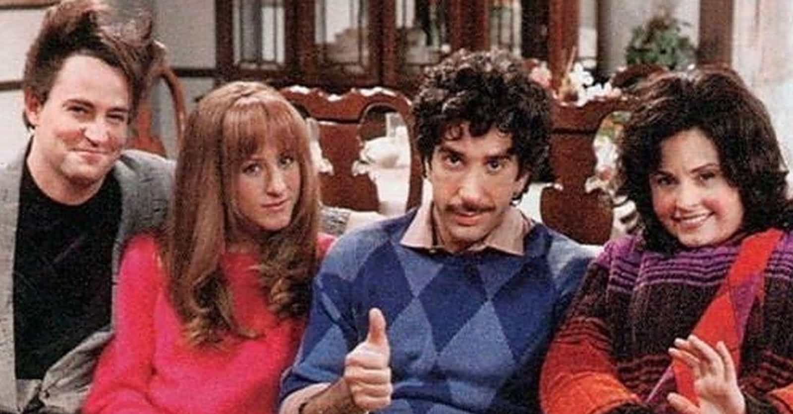 The Longest Running Jokes In 'Friends', Ranked