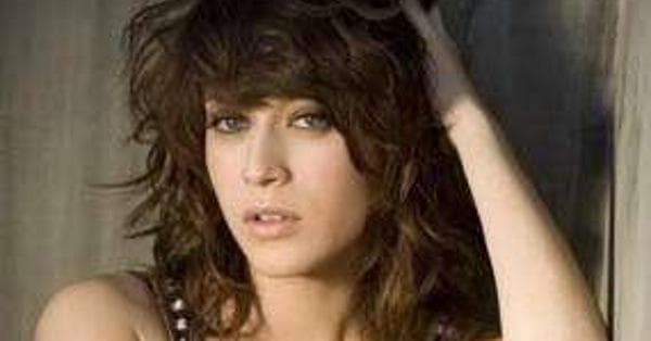 High Road Cast List: Actors and Actresses from High Road