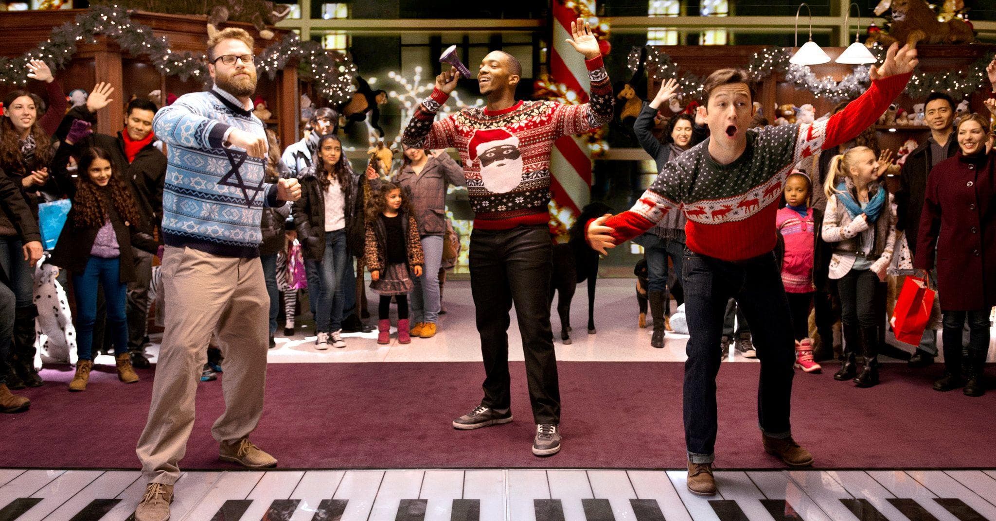 Watchworthy Fans Share Their Favorite Unconventional Holiday Movies