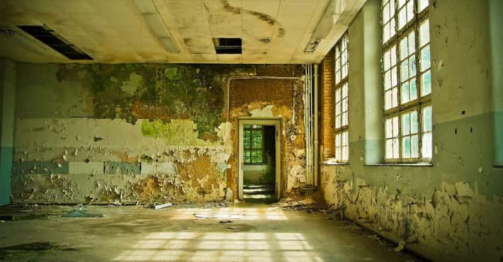 Creepy Classrooms & Empty Schools