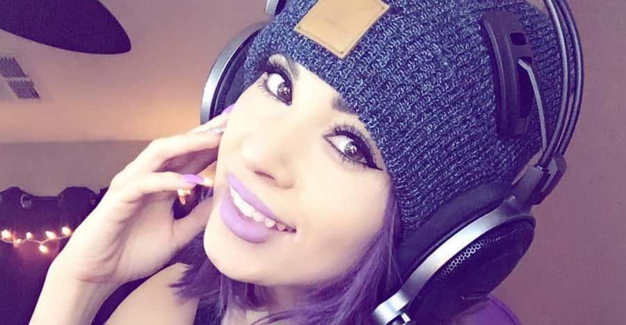 The 25 Best Girl Gamers On Youtube Most Popular Gaming Girls
