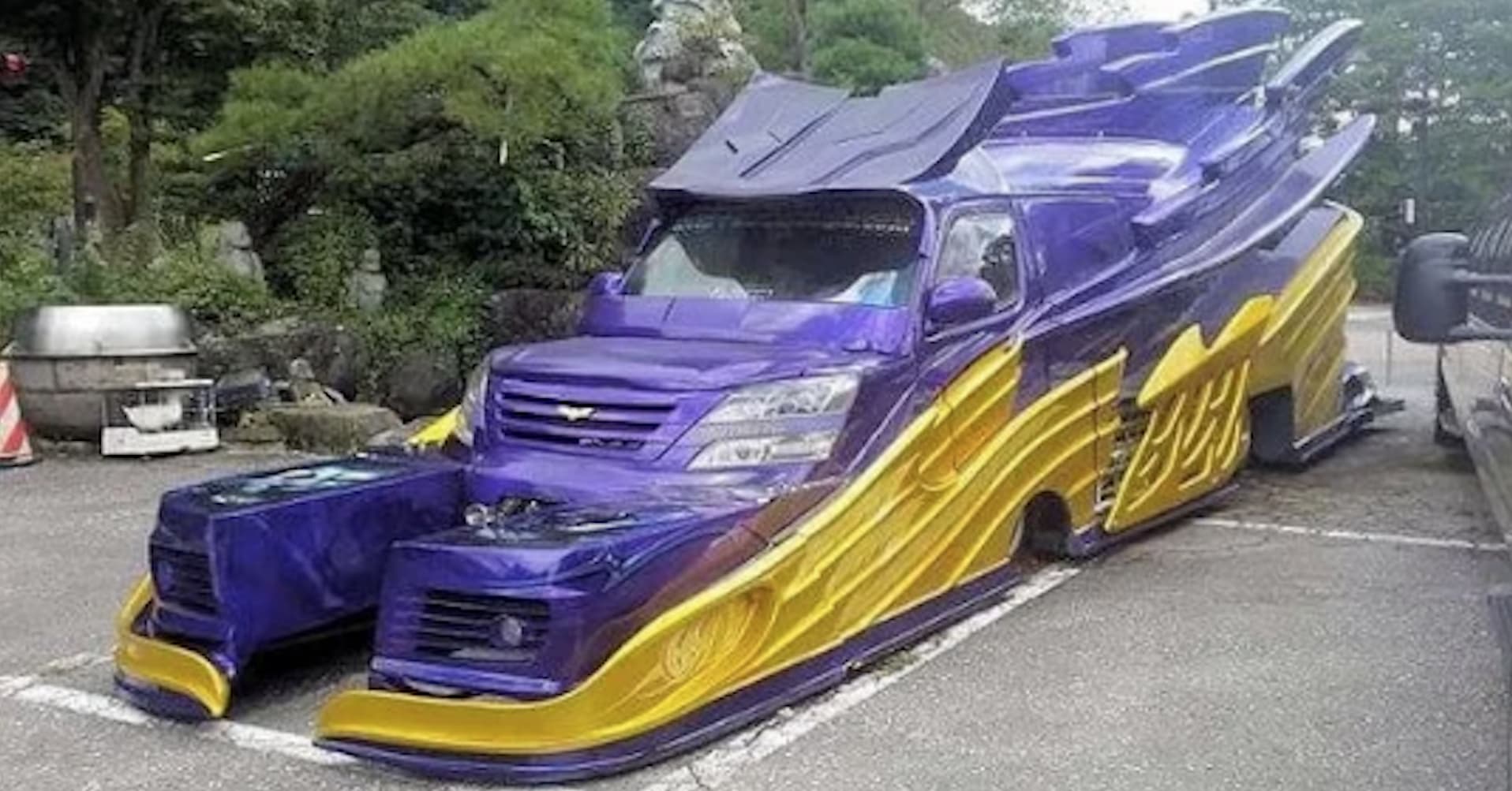 27 Of The Most Cursed Car Modifications We've Ever Seen