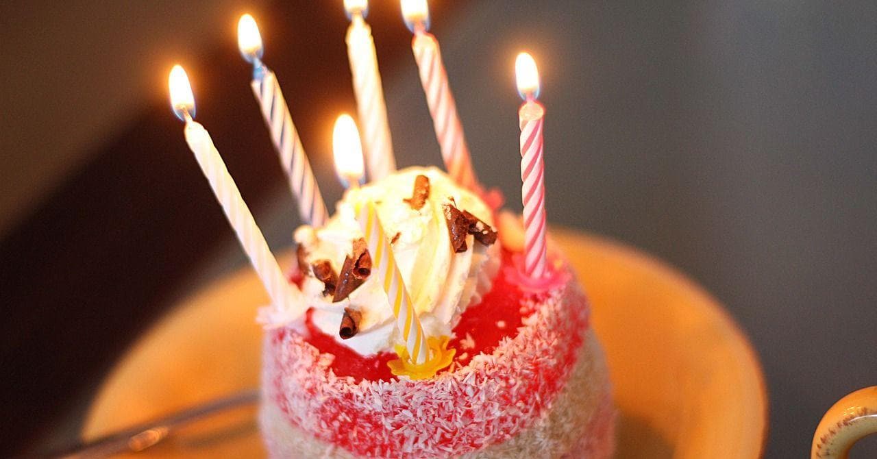 50+ Famous People Born On May 7