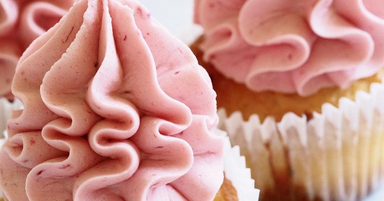 50+ Famous People Born On July 21