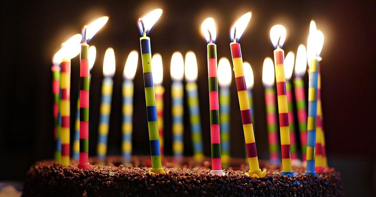 50+ Famous People Born On June 27