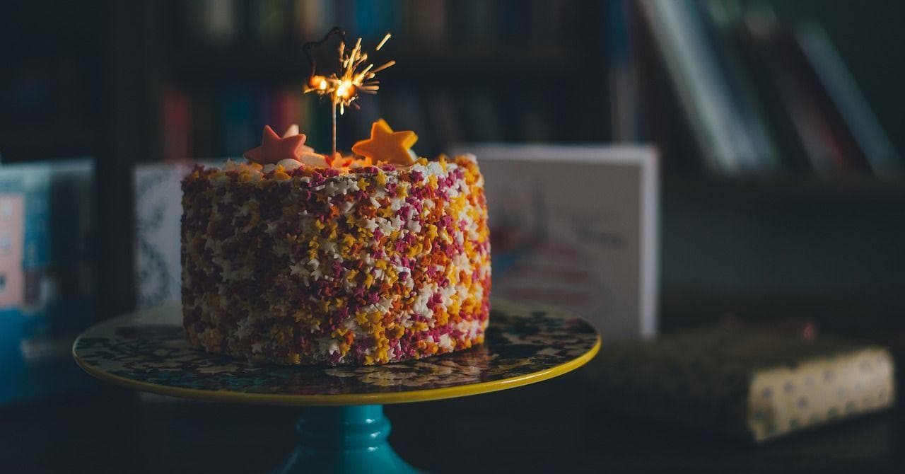 50+ Famous People Born On July 17